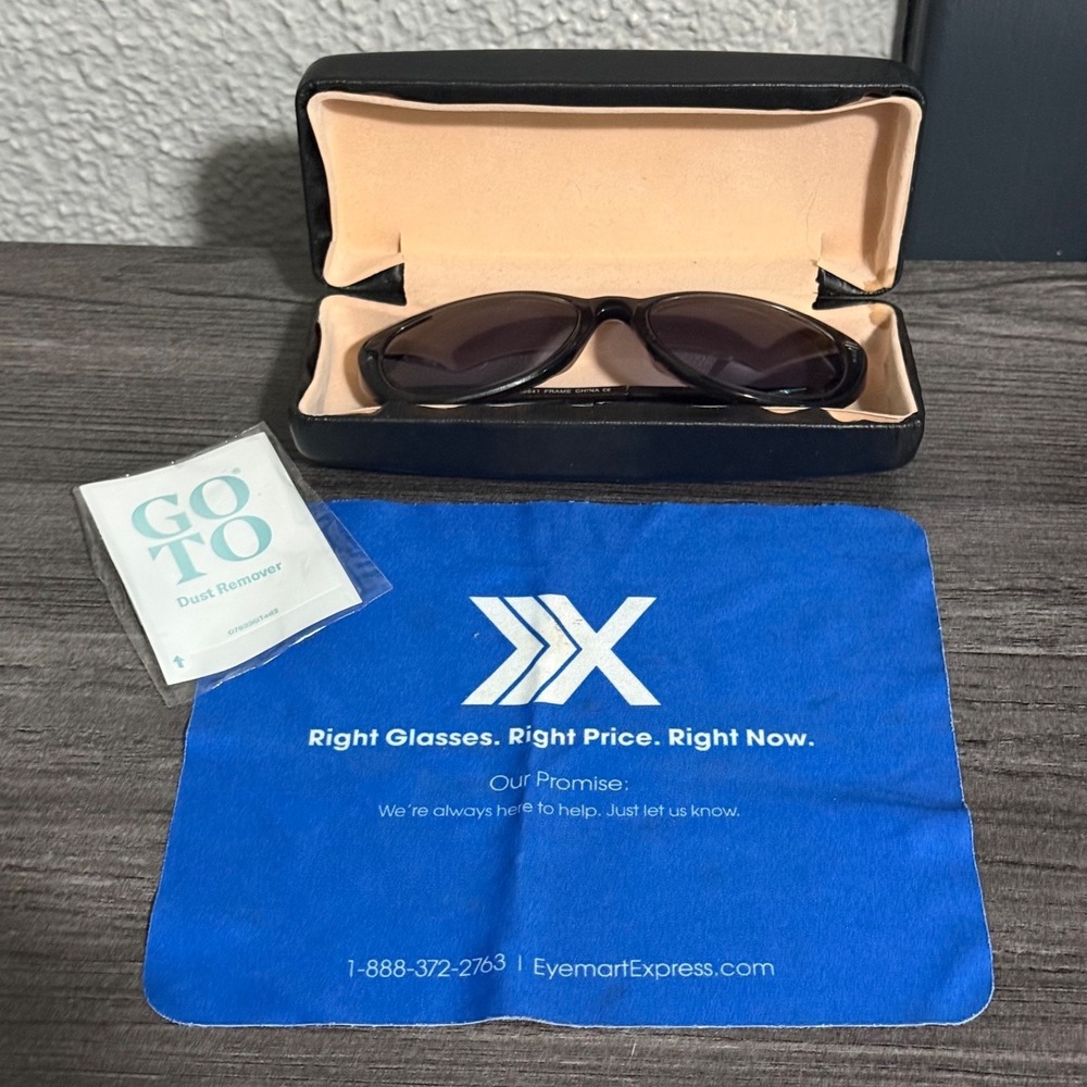 Runway Sunwear RS641 54-17-135 Blue Glasses Tinted Black Plastic Frame